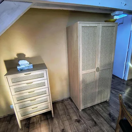 Saisonnee 招待所 3*