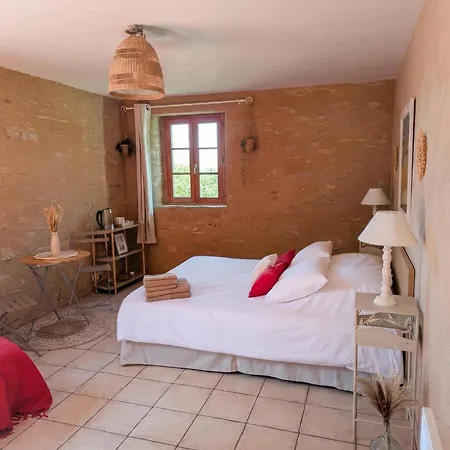 Vendégház Saisonnee - D'hotes Et Table D'hotes En Aveyron 3*