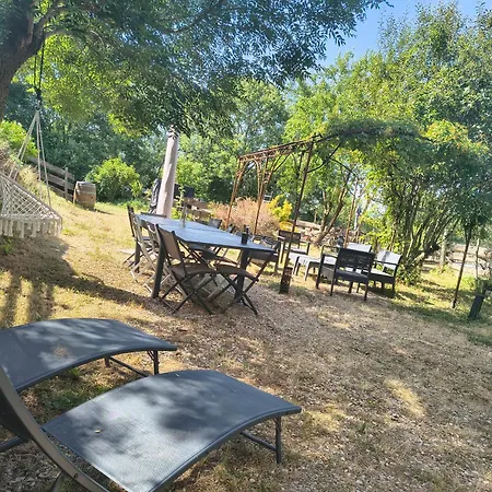 Saisonnee - D'hotes Et Table D'hotes En Aveyron Penzion 3*